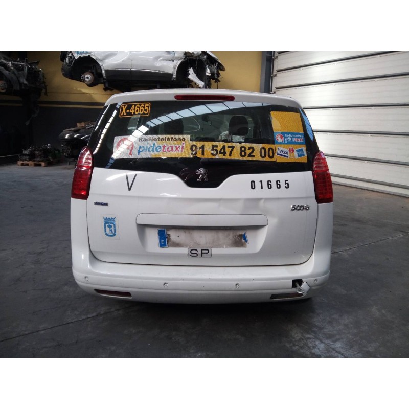 peugeot 5008 del año 2015
