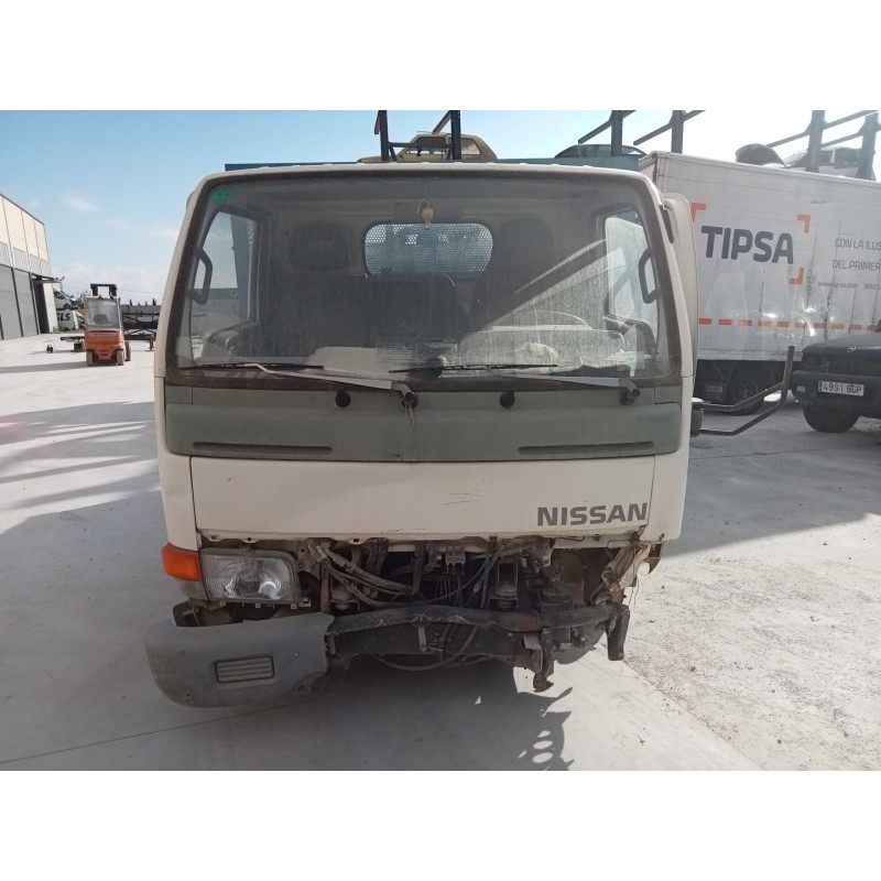 nissan cabstar del año 1999