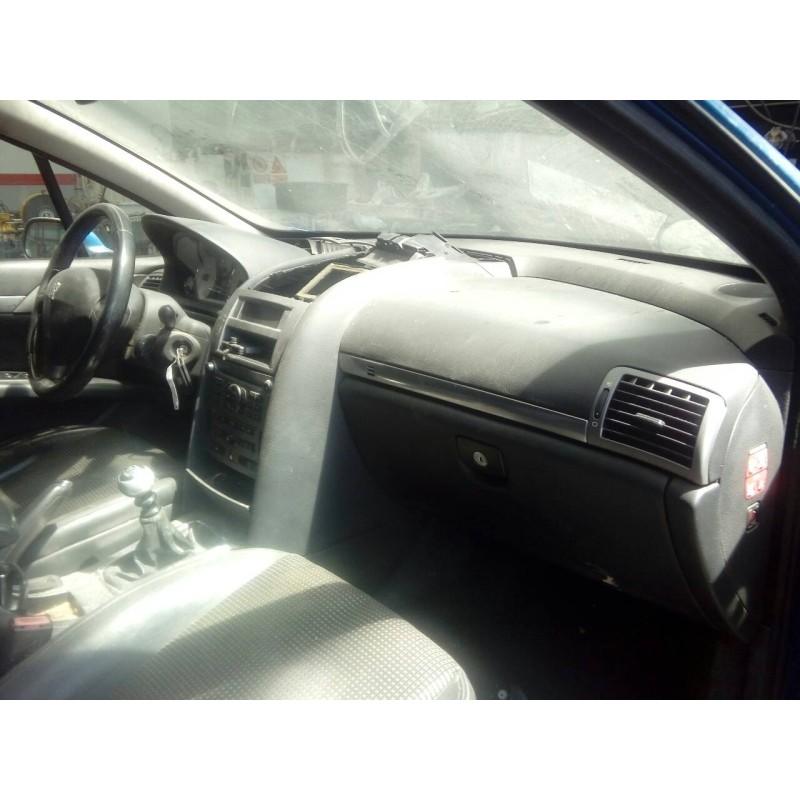 peugeot 407 del año 2004