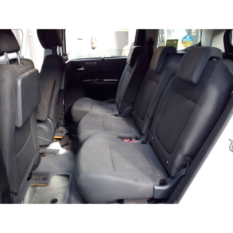 peugeot 5008 del año 2015