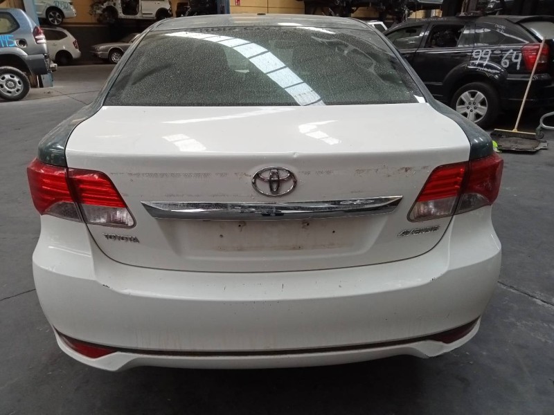 toyota avensis (t27) del año 2014