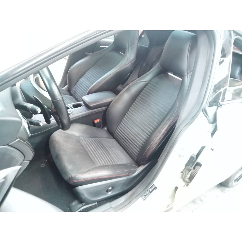 mercedes-benz clase cla (w117) del año 2013