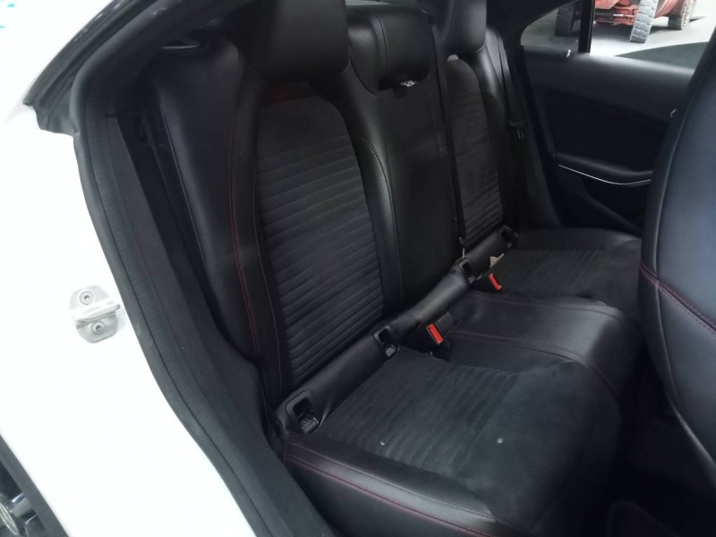 mercedes-benz clase cla (w117) del año 2013