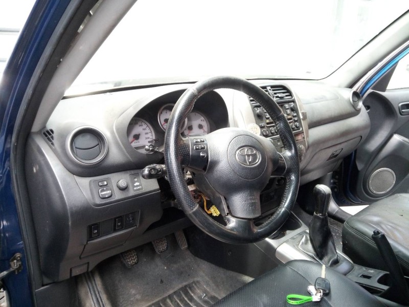 toyota rav 4 (a2) del año 2006