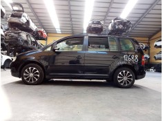 VOLKSWAGEN TOURAN (1T2)