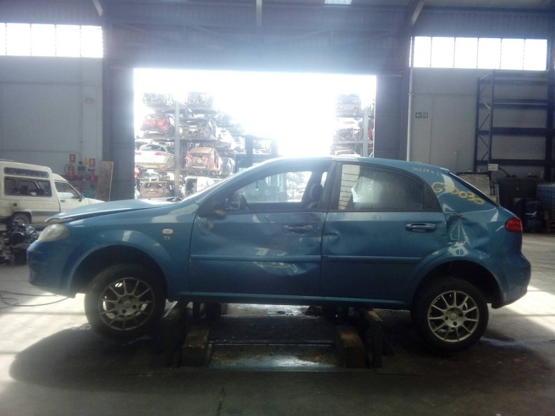 chevrolet lacetti del año 4210