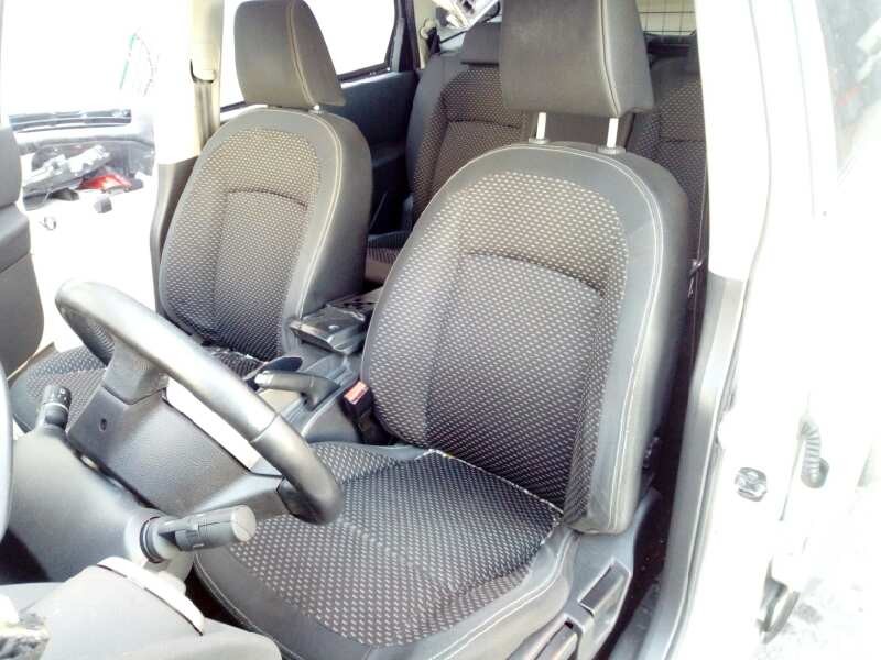 nissan qashqai+2 (jj10) del año 2010
