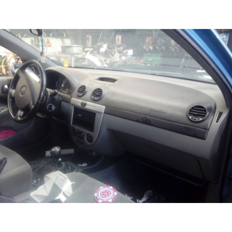 chevrolet lacetti del año 4210