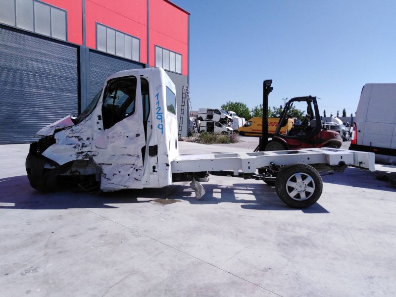nissan nv400 pritsche del año 2020