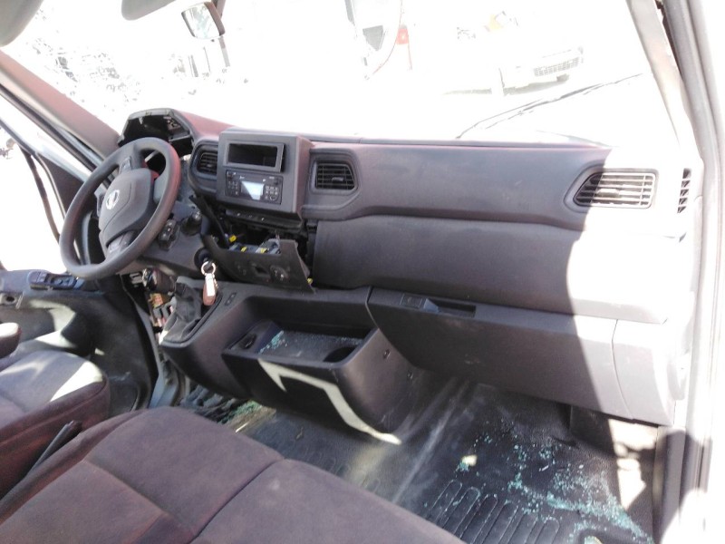 nissan nv400 pritsche del año 2020