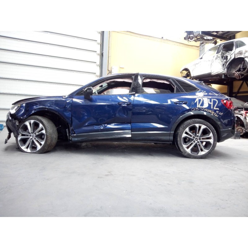 audi q3 sportback (f3n) del año 2023