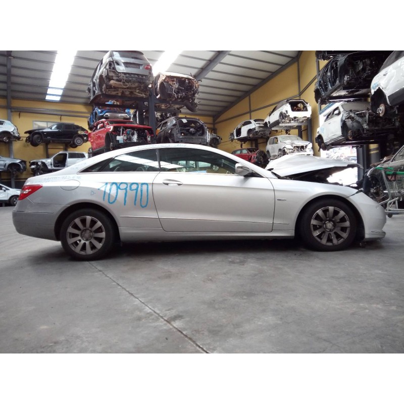 mercedes-benz clase clk (w207) coupe del año 2009