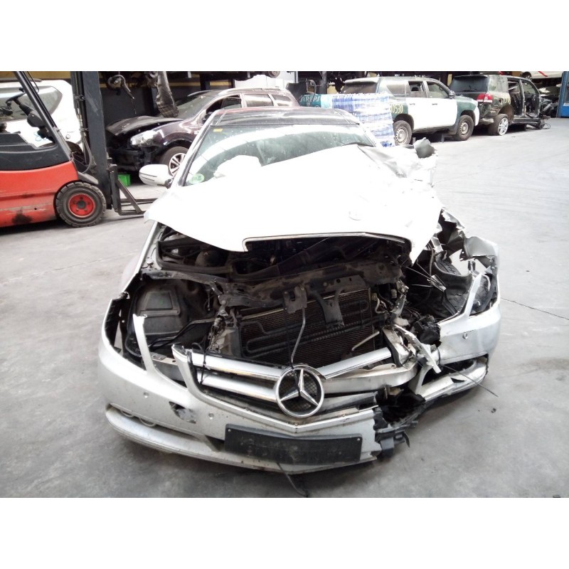 mercedes-benz clase clk (w207) coupe del año 2009