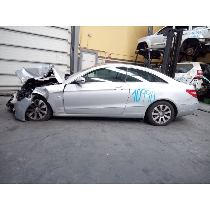 mercedes-benz clase clk (w207) coupe del año 2009