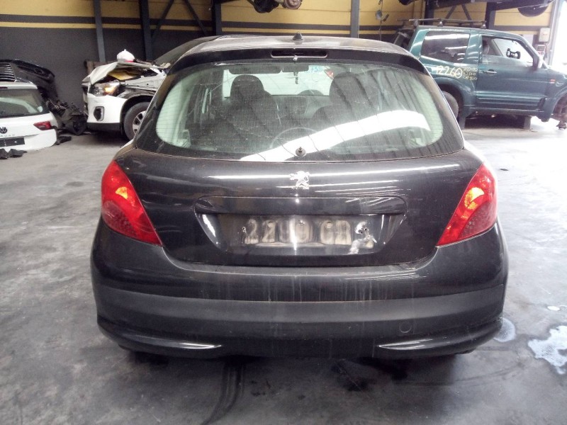 peugeot 207 del año 2008