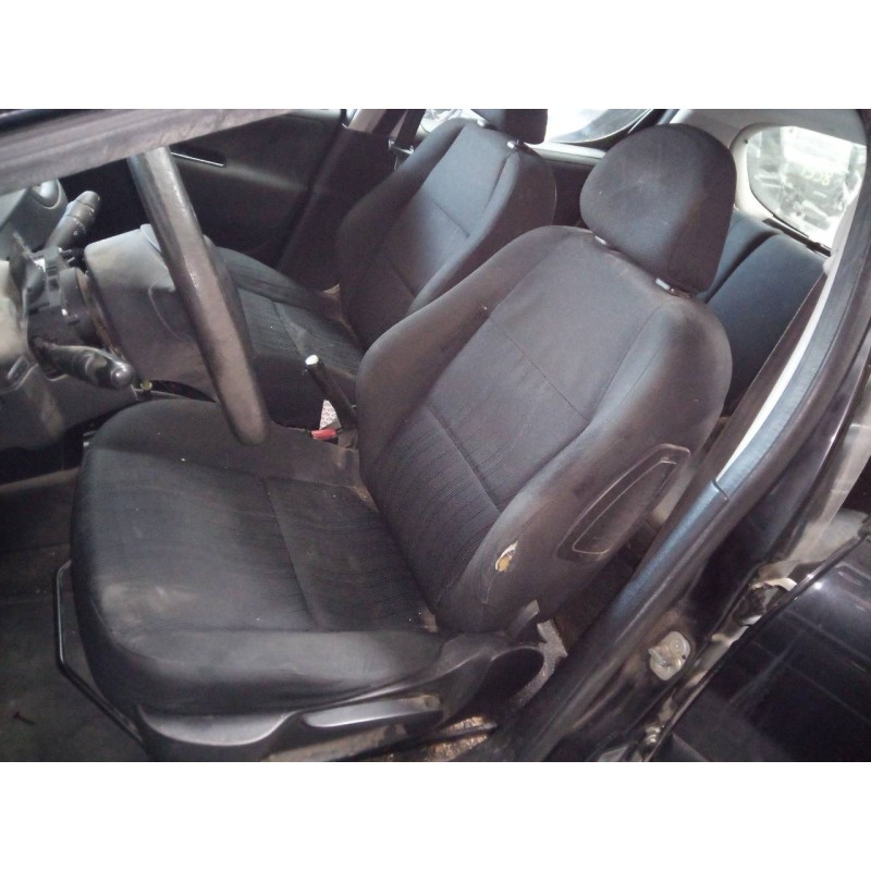 peugeot 207 del año 2008