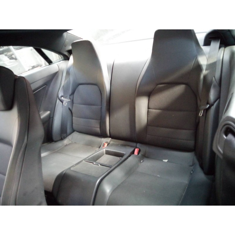 mercedes-benz clase clk (w207) coupe del año 2009