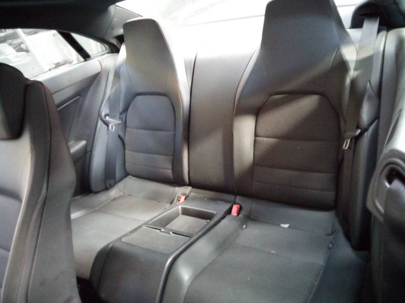 mercedes-benz clase clk (w207) coupe del año 2009