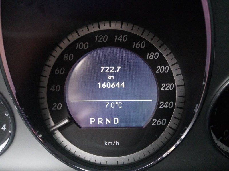 mercedes-benz clase clk (w207) coupe del año 2009