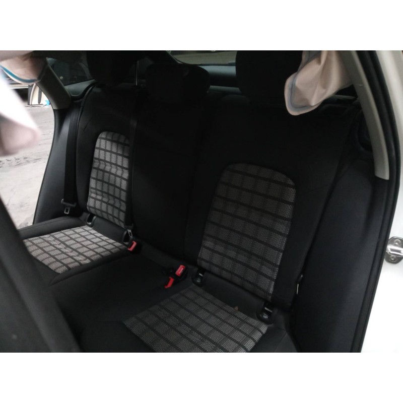 audi q3 (8ug) del año 2016