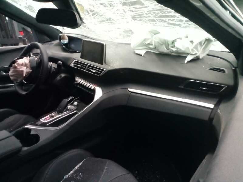 peugeot 3008 del año 2019