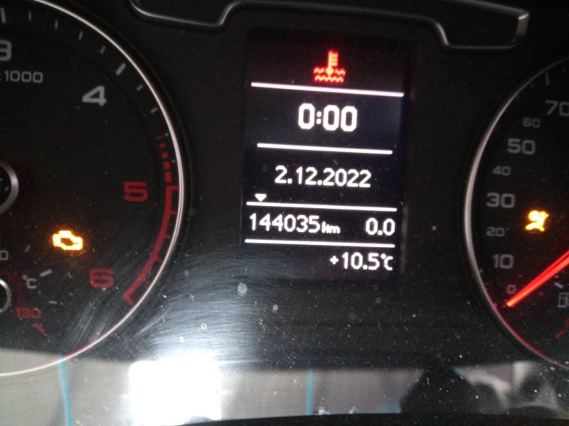 audi q3 (8ug) del año 2016