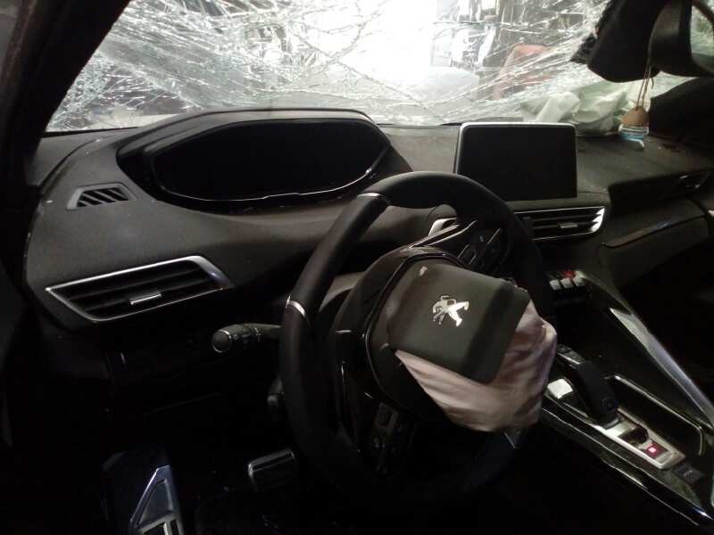 peugeot 3008 del año 2019