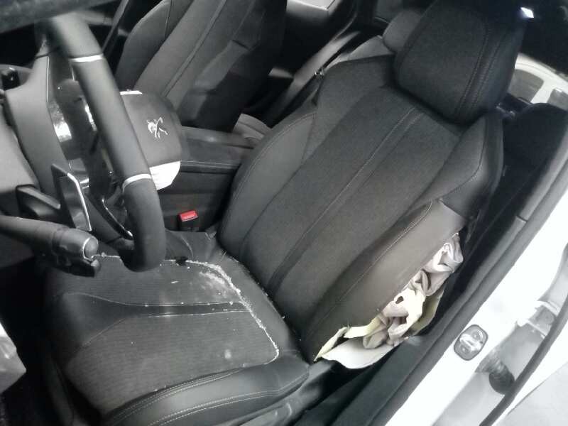 peugeot 3008 del año 2019