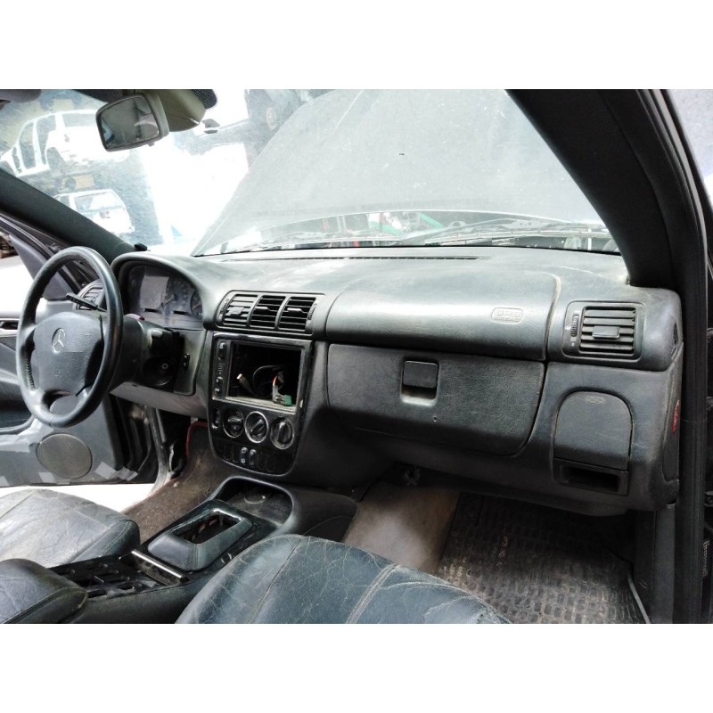 mercedes-benz clase m (w163) del año 2000