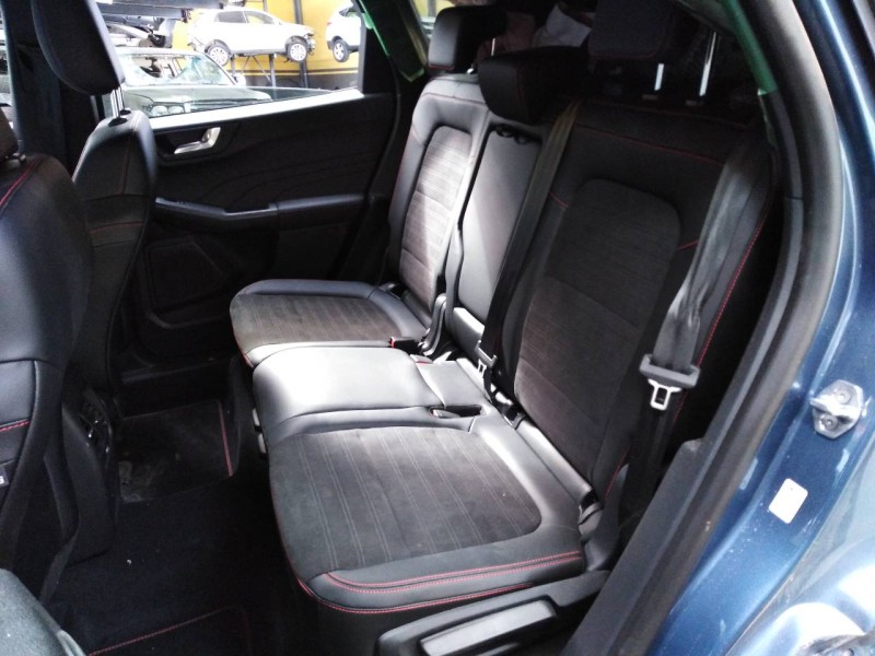 ford kuga del año 2022