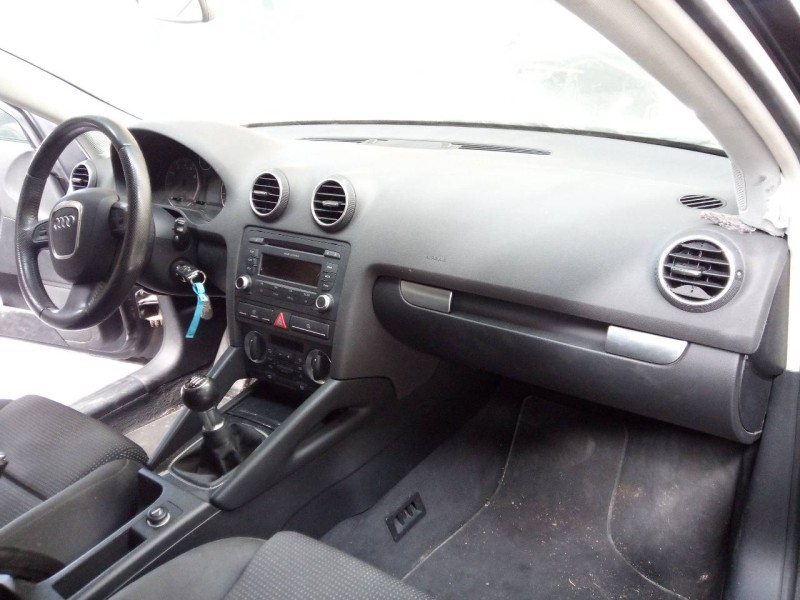 audi a3 sportback (8p) del año 2007