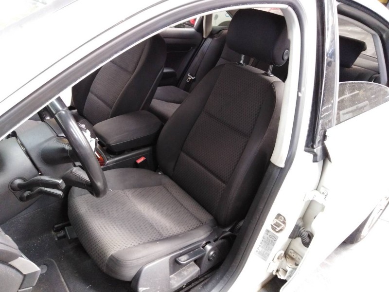 audi a6 berlina (4f2) del año 2011