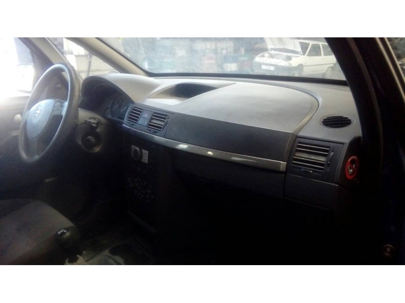 opel meriva del año 2005