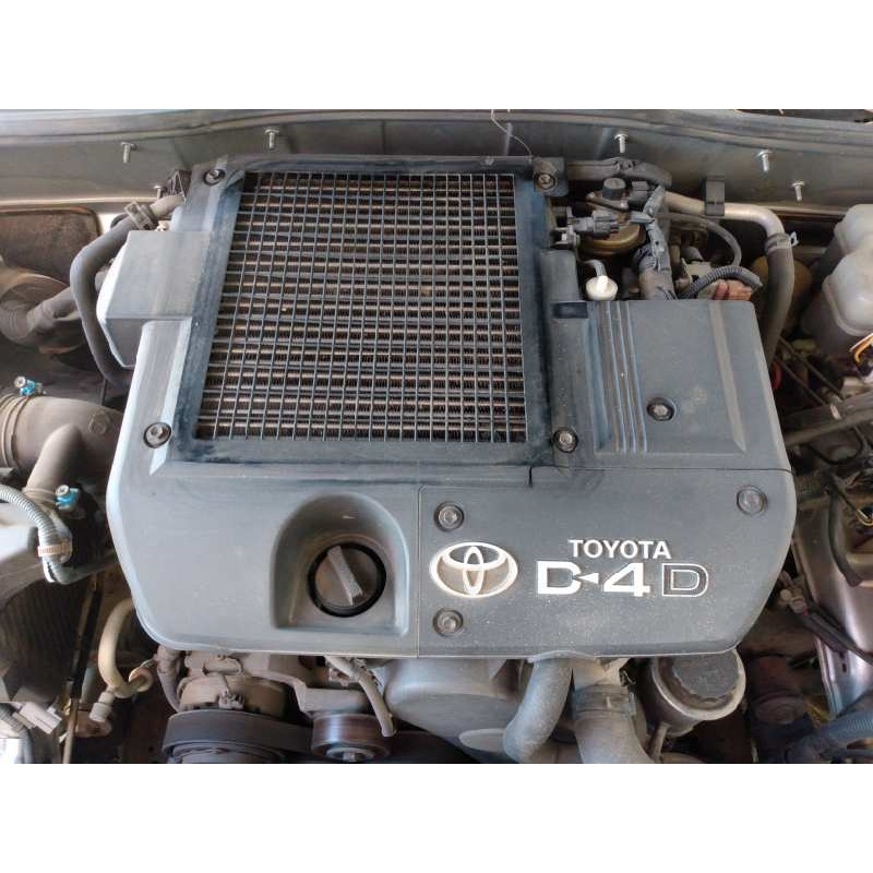 toyota land cruiser (j12) del año 2005