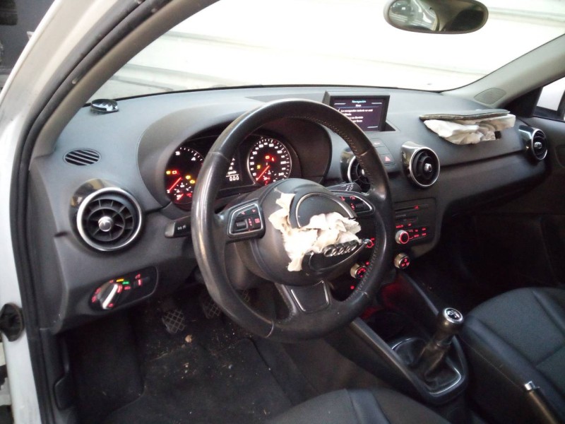 audi a1 (8x) del año 2013