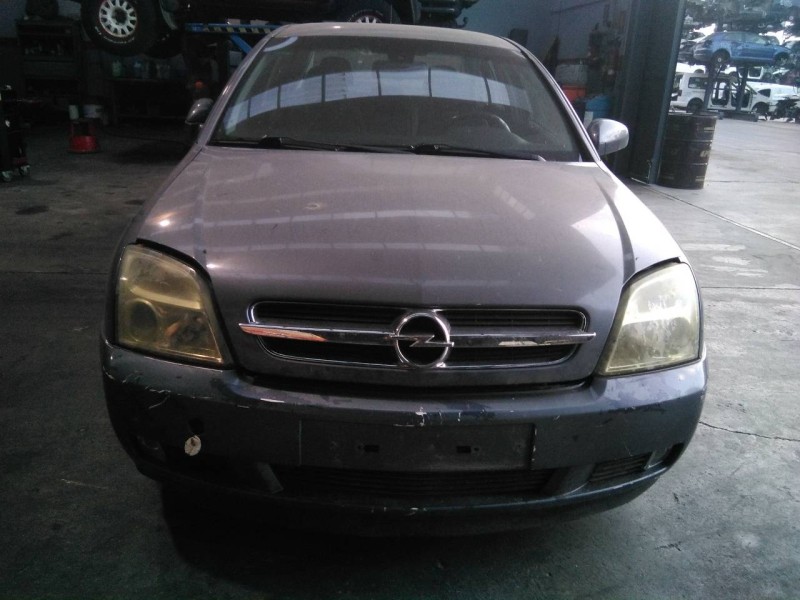 opel vectra c berlina del año 2002