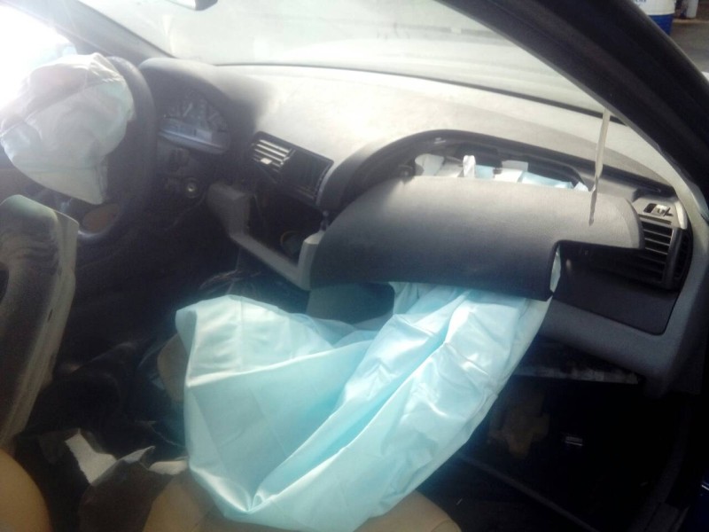 bmw serie 3 berlina (e46) del año 2002