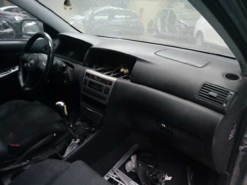 toyota corolla (e12) del año 2006