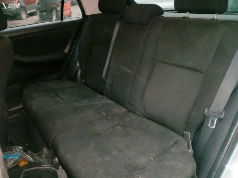 toyota corolla (e12) del año 2006