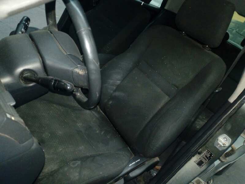 toyota corolla (e12) del año 2006