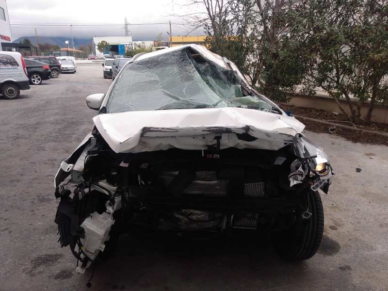 kia carens ( ) del año 2018