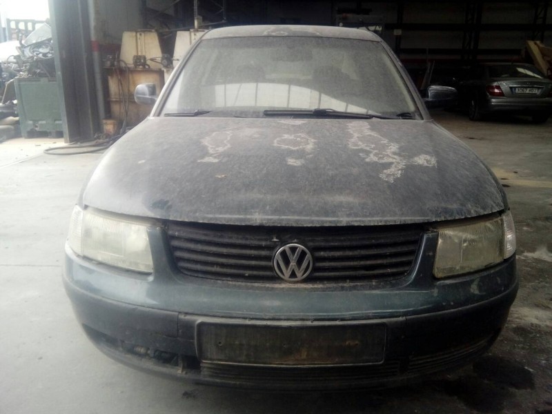 volkswagen passat berlina (3b2) del año 2003