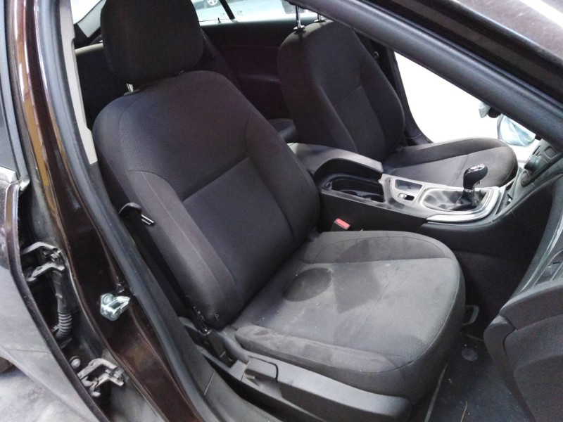 opel insignia berlina del año 2015