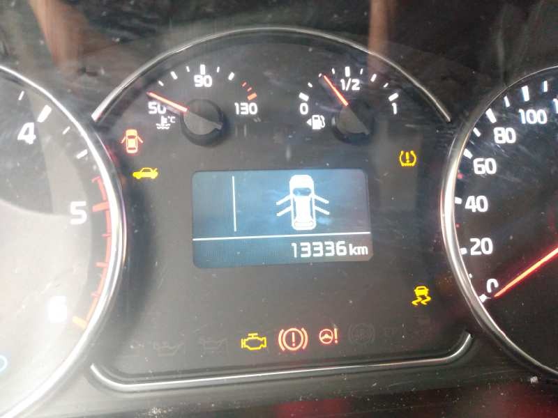 kia carens ( ) del año 2018