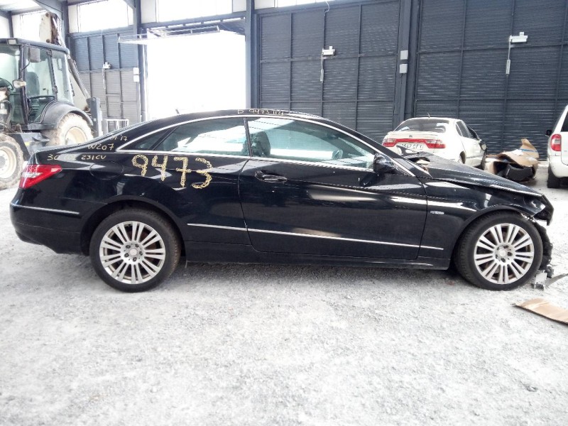 mercedes-benz clase clk (w207) coupe del año 2009