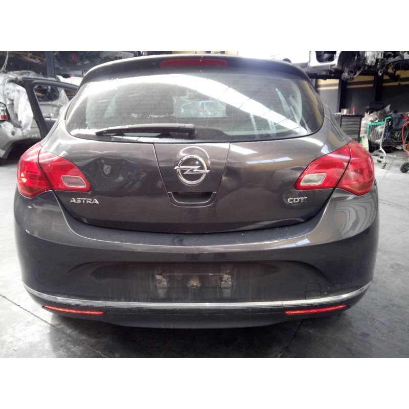 opel astra j lim. del año 2014