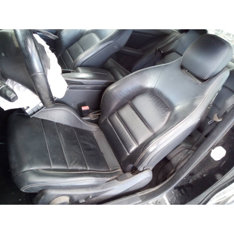 mercedes-benz clase clk (w207) coupe del año 2009