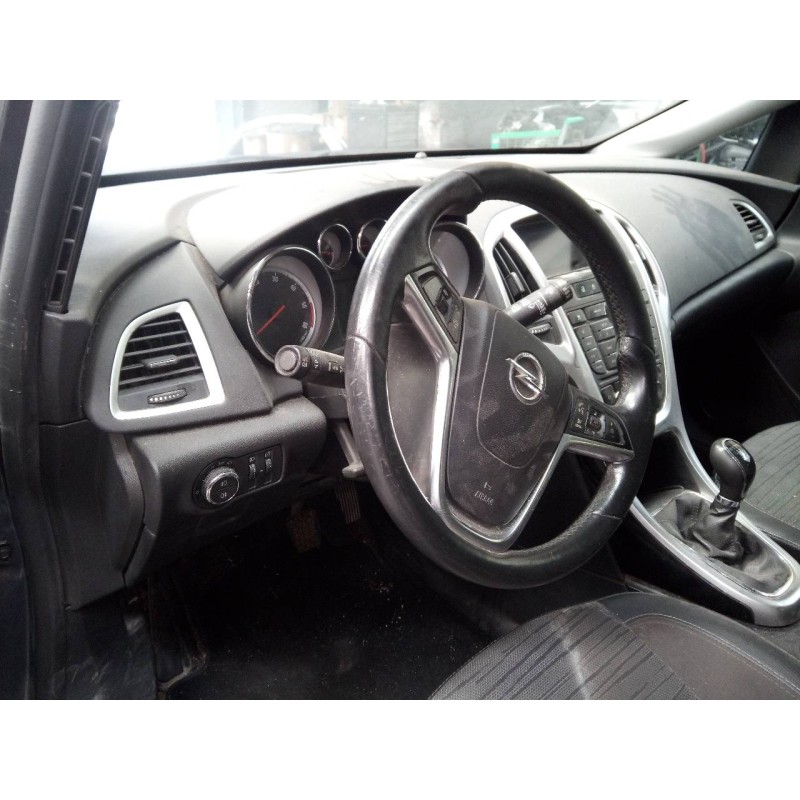 opel astra j lim. del año 2014