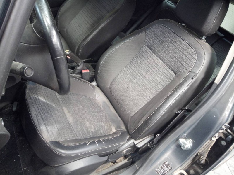 opel astra j lim. del año 2014