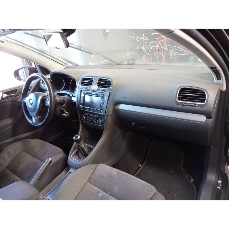 volkswagen golf vi (5k1) del año 2009